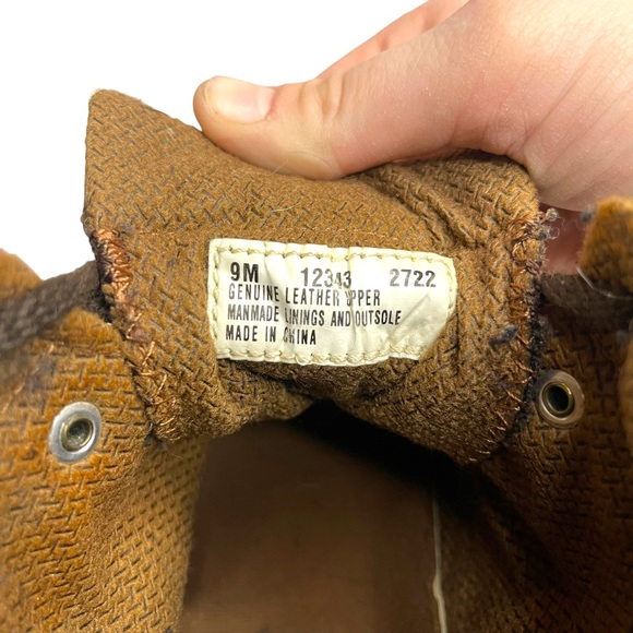 Timberland Leather Waterproof Hiking Boot Size 9 - Picture 4 of 7